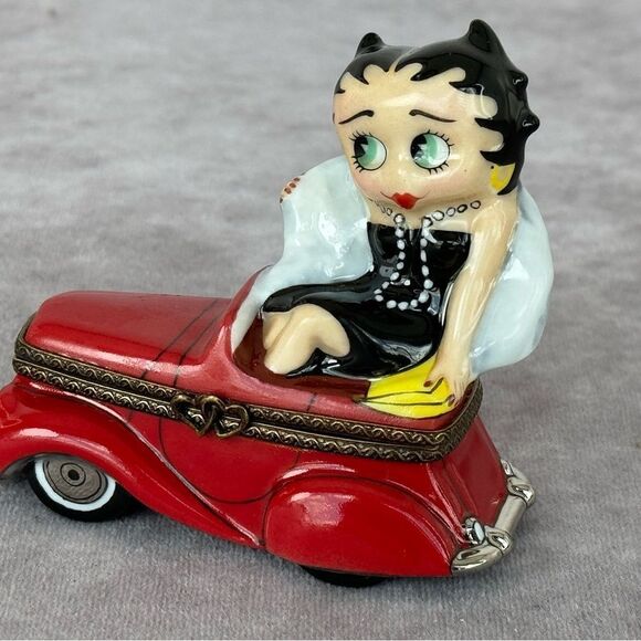 Limoges Betty Boop In Red Car Trinket Box Retired - Picture 4 of 8